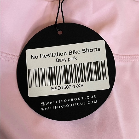 White Fox Pink Shorts and Tote Set - Picture 2 of 7